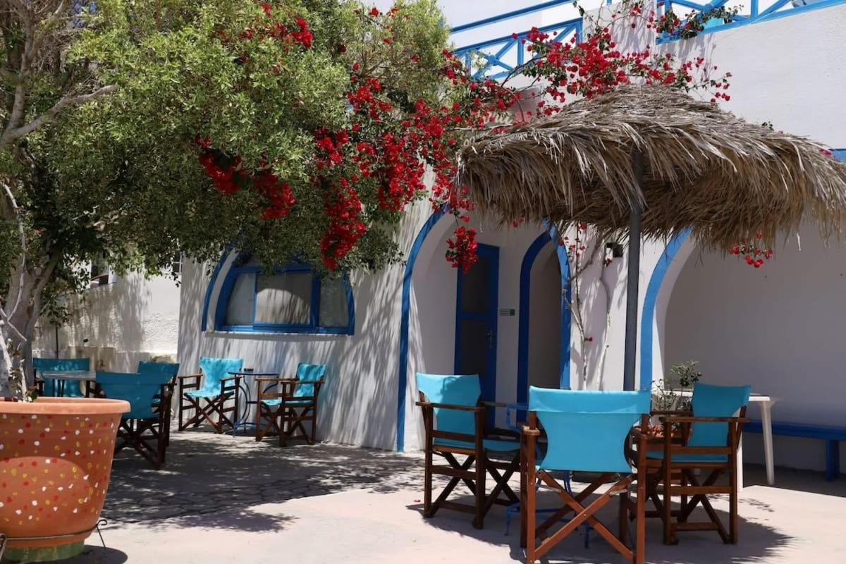 Santorini Seaside Retreat - Flora'S Summer Escape Perissa  Exteriör bild