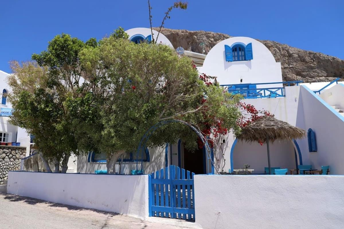 Santorini Seaside Retreat - Flora'S Summer Escape Perissa  Exteriör bild