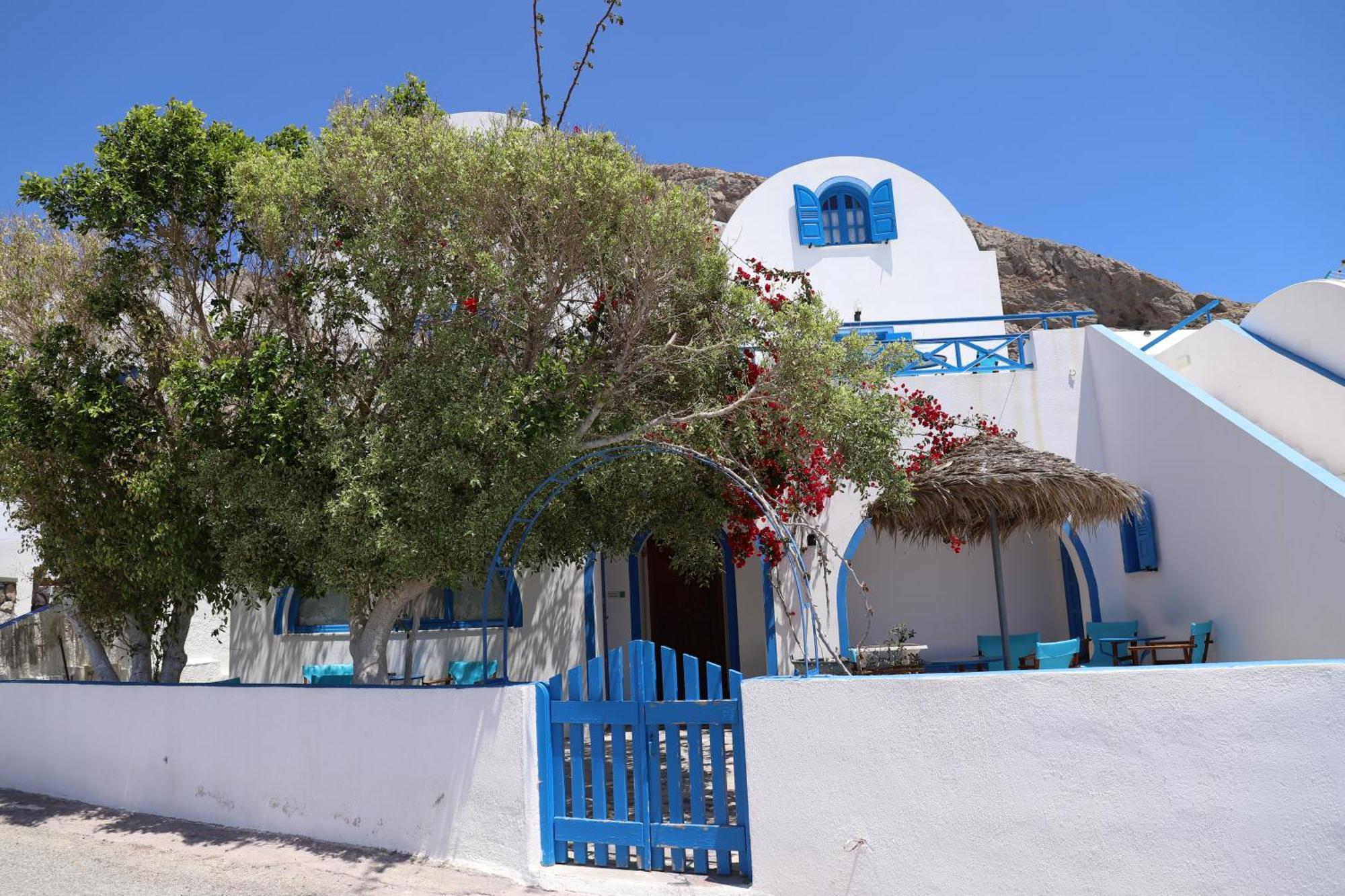 Santorini Seaside Retreat - Flora'S Summer Escape Perissa  Exteriör bild